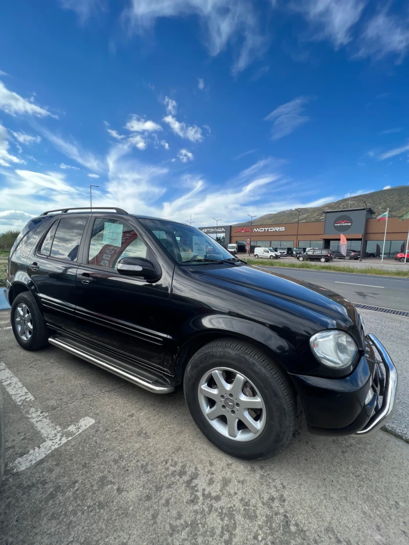 Mercedes-Benz ML 270 Всички екстри / Перфектен!, снимка 7 - Автомобили и джипове - 47536252