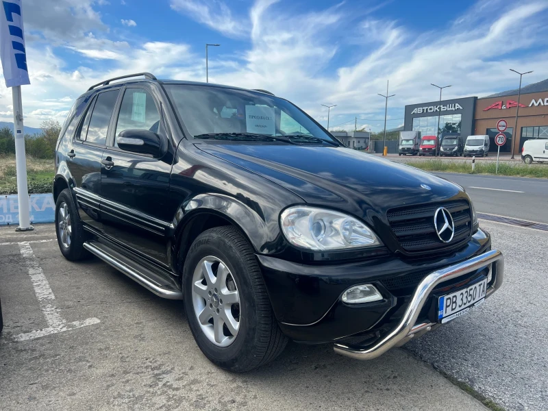 Mercedes-Benz ML 270 Всички екстри / Перфектен!, снимка 1 - Автомобили и джипове - 47536252