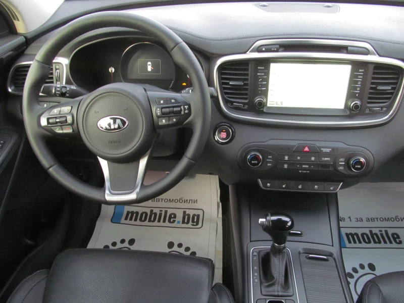 Kia Sorento 2.2CRDI/PLATINUM EDITION/ФУЛ ЕКСТРИ ЗА МОДЕЛА, снимка 13 - Автомобили и джипове - 49492662