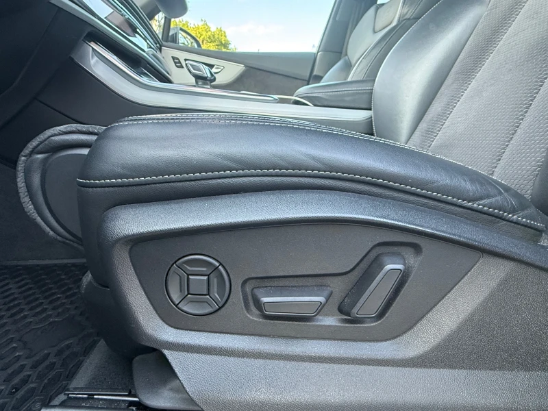 Audi SQ7, снимка 11 - Автомобили и джипове - 51814550