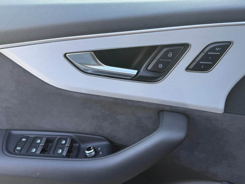 Audi SQ7, снимка 10 - Автомобили и джипове - 51814550