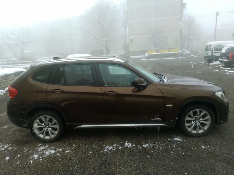 BMW X1 1.8sdrive* FACE* NAVI* PANO, снимка 6 - Автомобили и джипове - 53421472