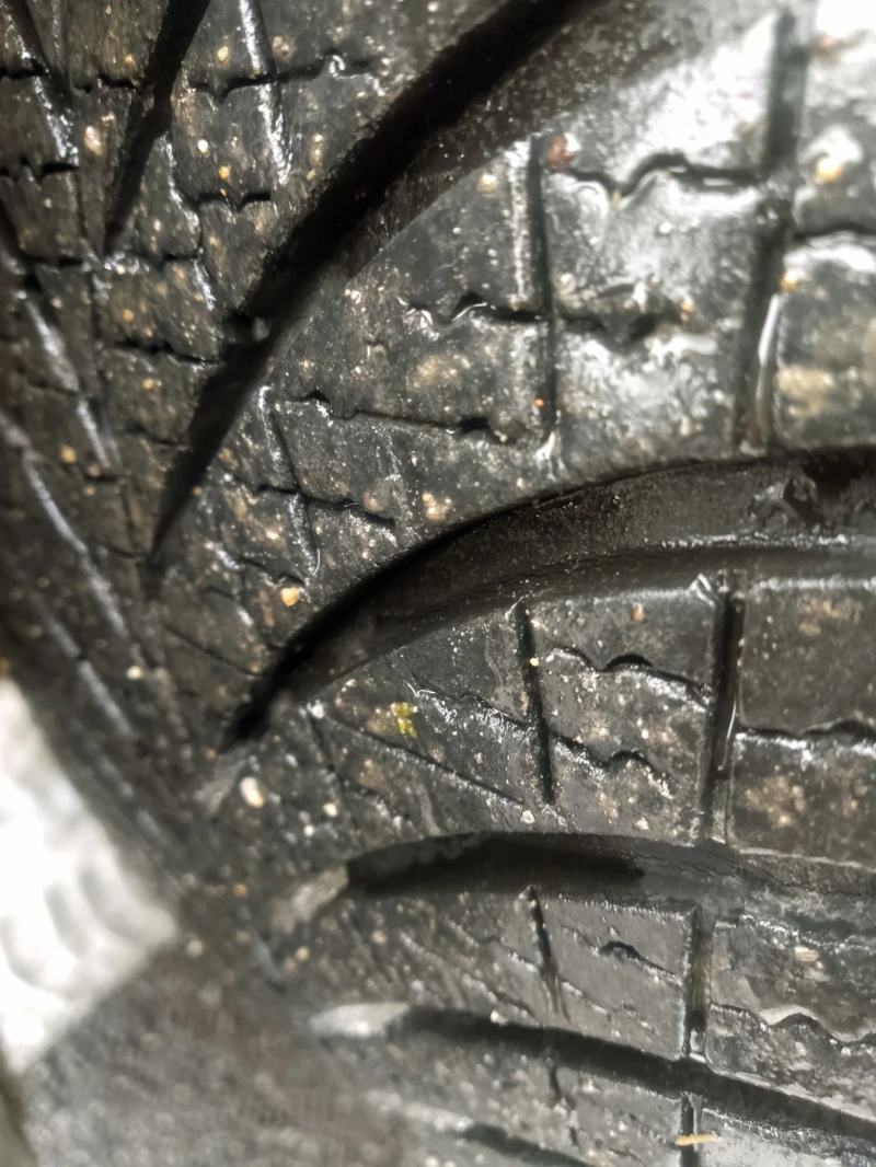 BMW X1 1.8sdrive* FACE* NAVI* PANO, снимка 17 - Автомобили и джипове - 53421472