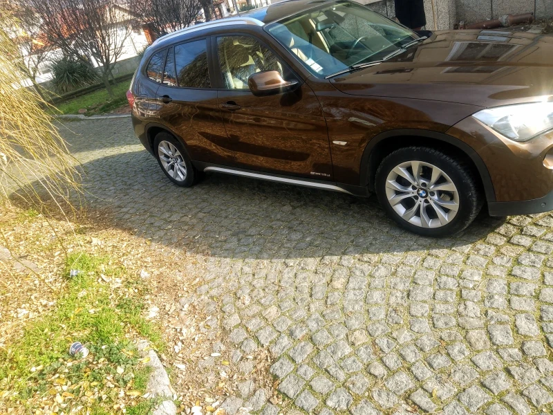 BMW X1 1.8sdrive* FACE* NAVI* PANO, снимка 2 - Автомобили и джипове - 52824741