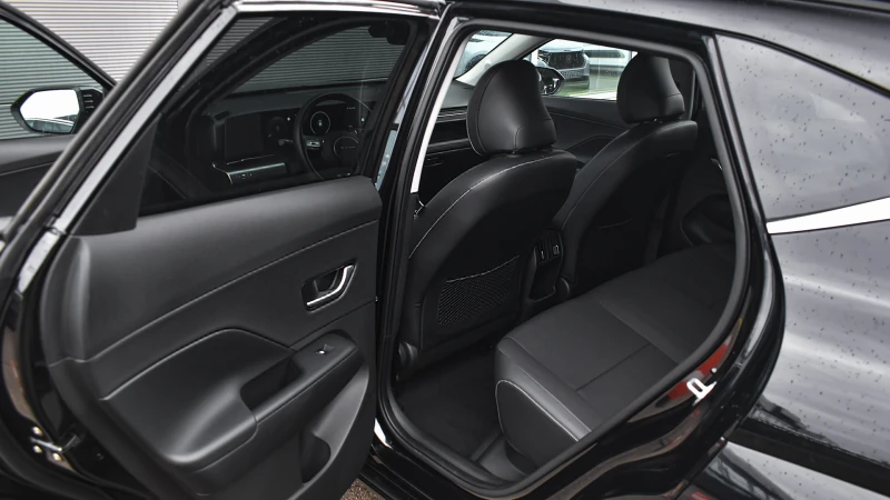 Hyundai Kona II Electric 65.4 kWh Comfort, снимка 9 - Автомобили и джипове - 52835007