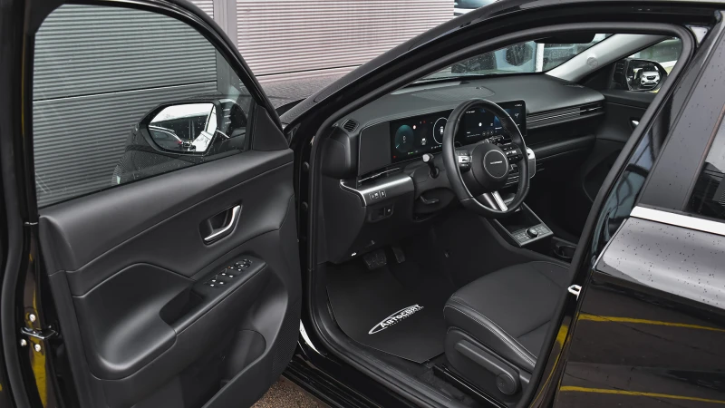 Hyundai Kona II Electric 65.4 kWh Comfort, снимка 8 - Автомобили и джипове - 52835007