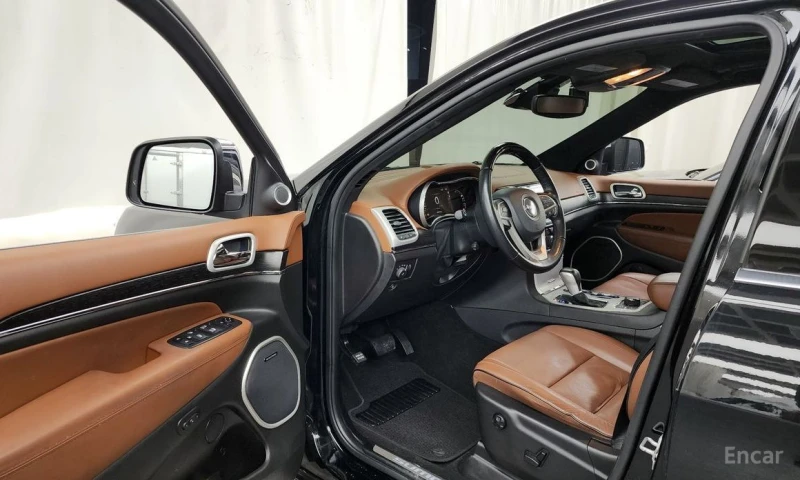 Jeep Grand cherokee, снимка 10 - Автомобили и джипове - 53371486