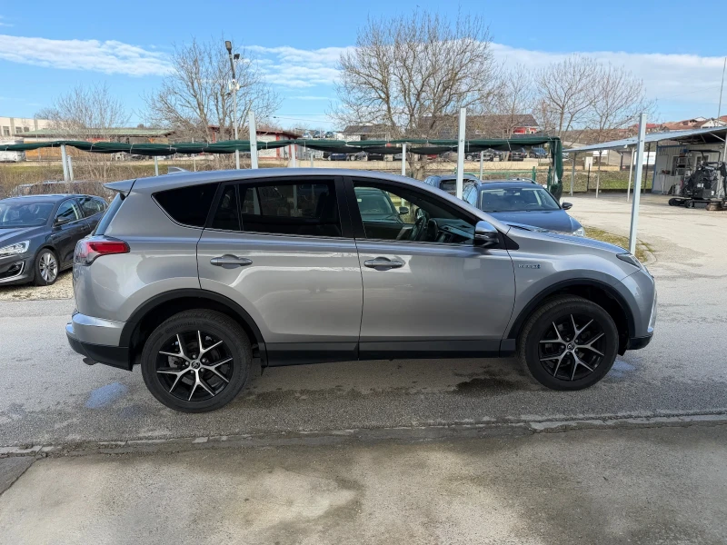 Toyota Rav4 2.5 Hybrid Швейцария , снимка 8 - Автомобили и джипове - 53494888