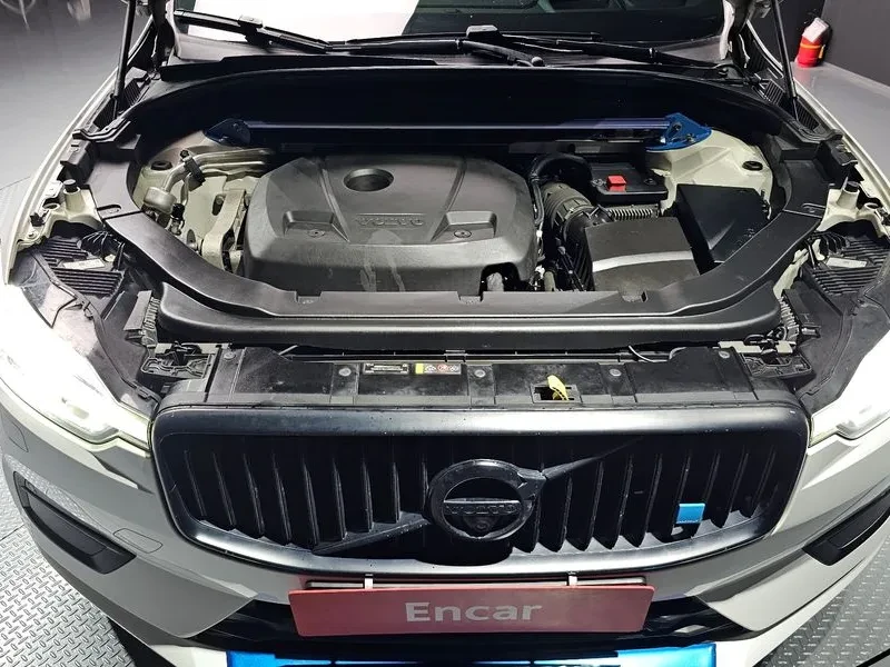 Volvo XC60 T6 INSTRICTION, снимка 6 - Автомобили и джипове - 55562477