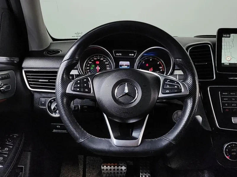 Mercedes-Benz GLE 4MATIC PREMIUM PACK, снимка 13 - Автомобили и джипове - 55739907