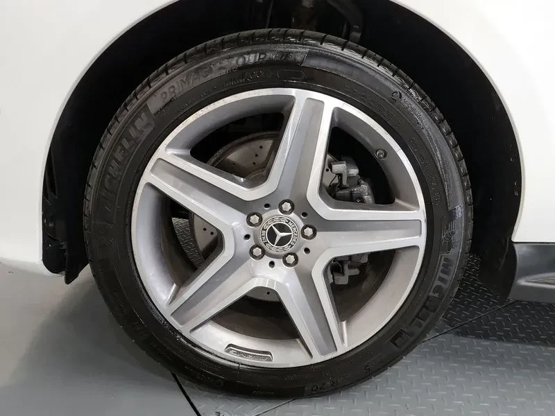 Mercedes-Benz GLE 4MATIC PREMIUM PACK, снимка 5 - Автомобили и джипове - 55739907