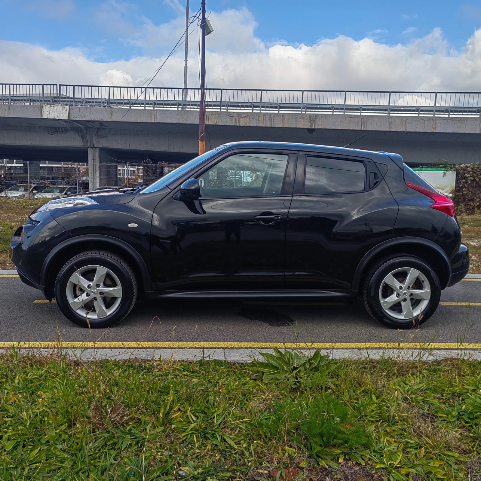 Nissan Juke 1.6i - изображение 4