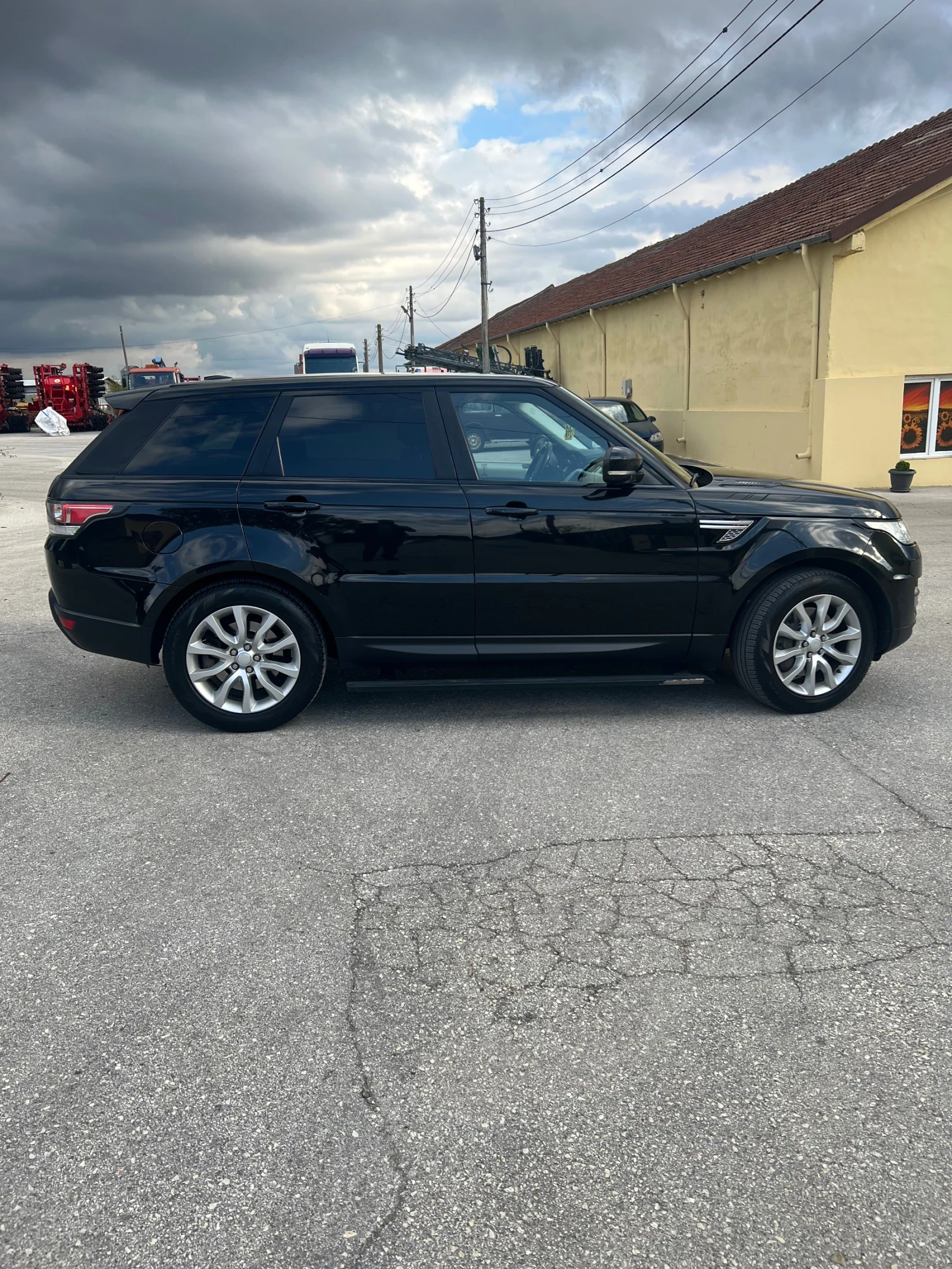 Land Rover Range Rover Sport  - изображение 3