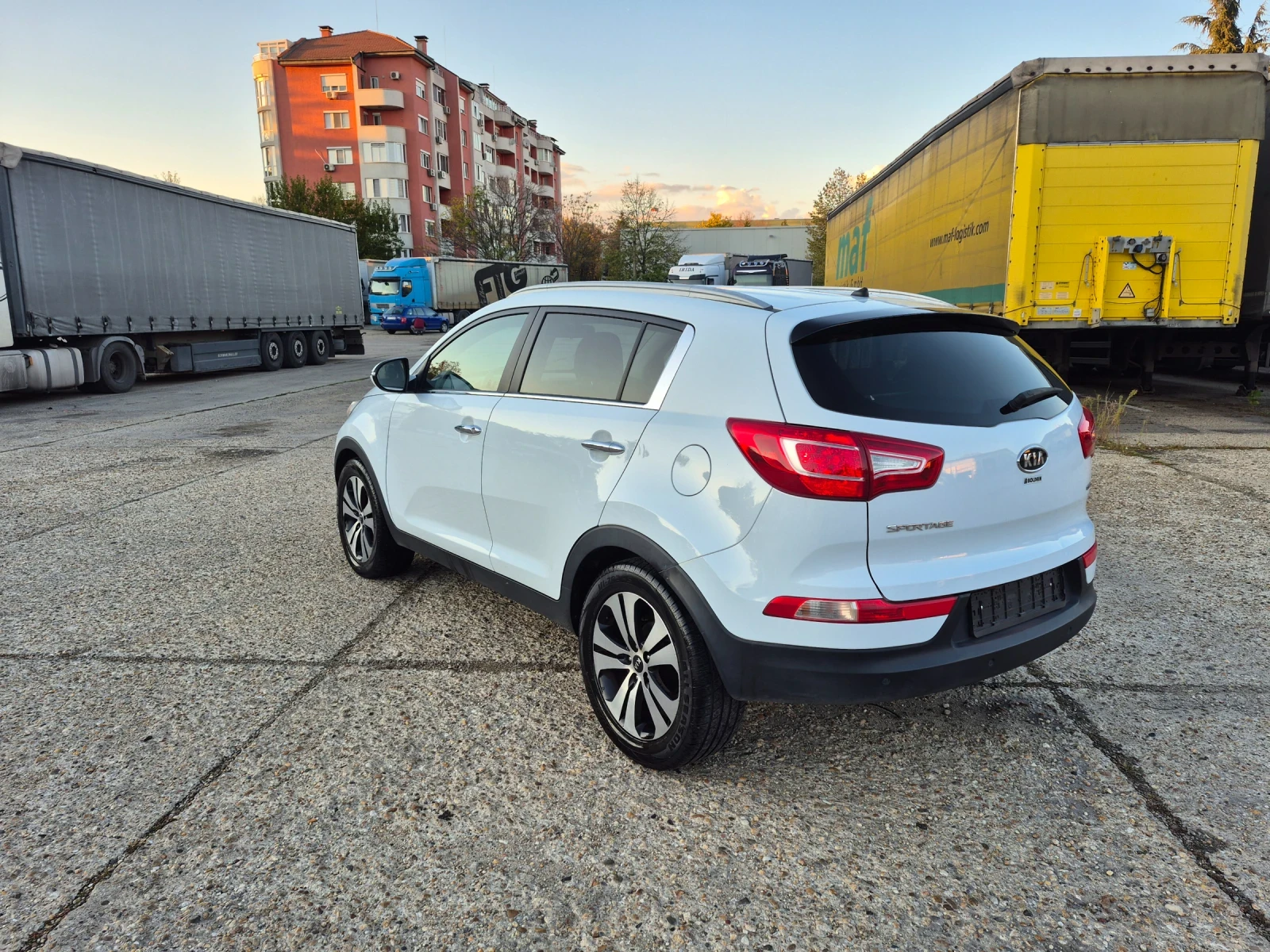 Kia Sportage 136.000 Км | Mobile.bg — изображение 13