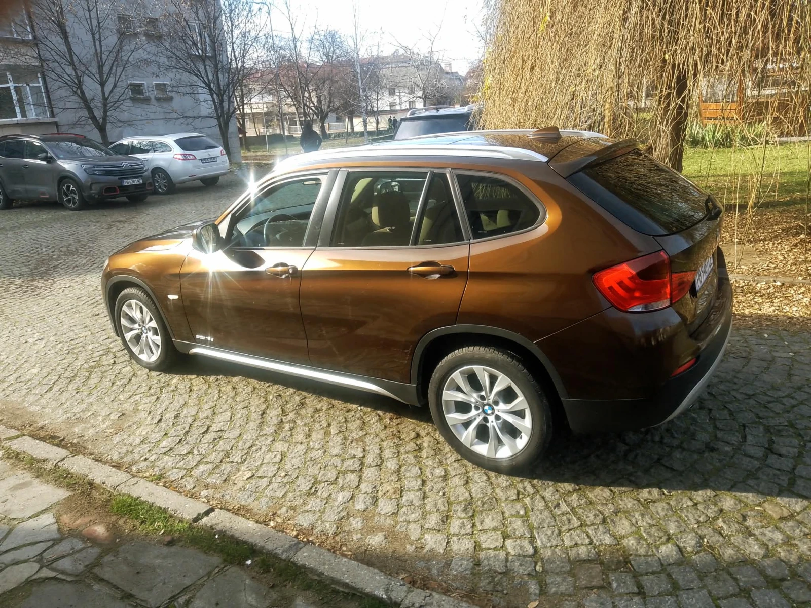 BMW X1 1.8sdrive* FACE* NAVI* PANO