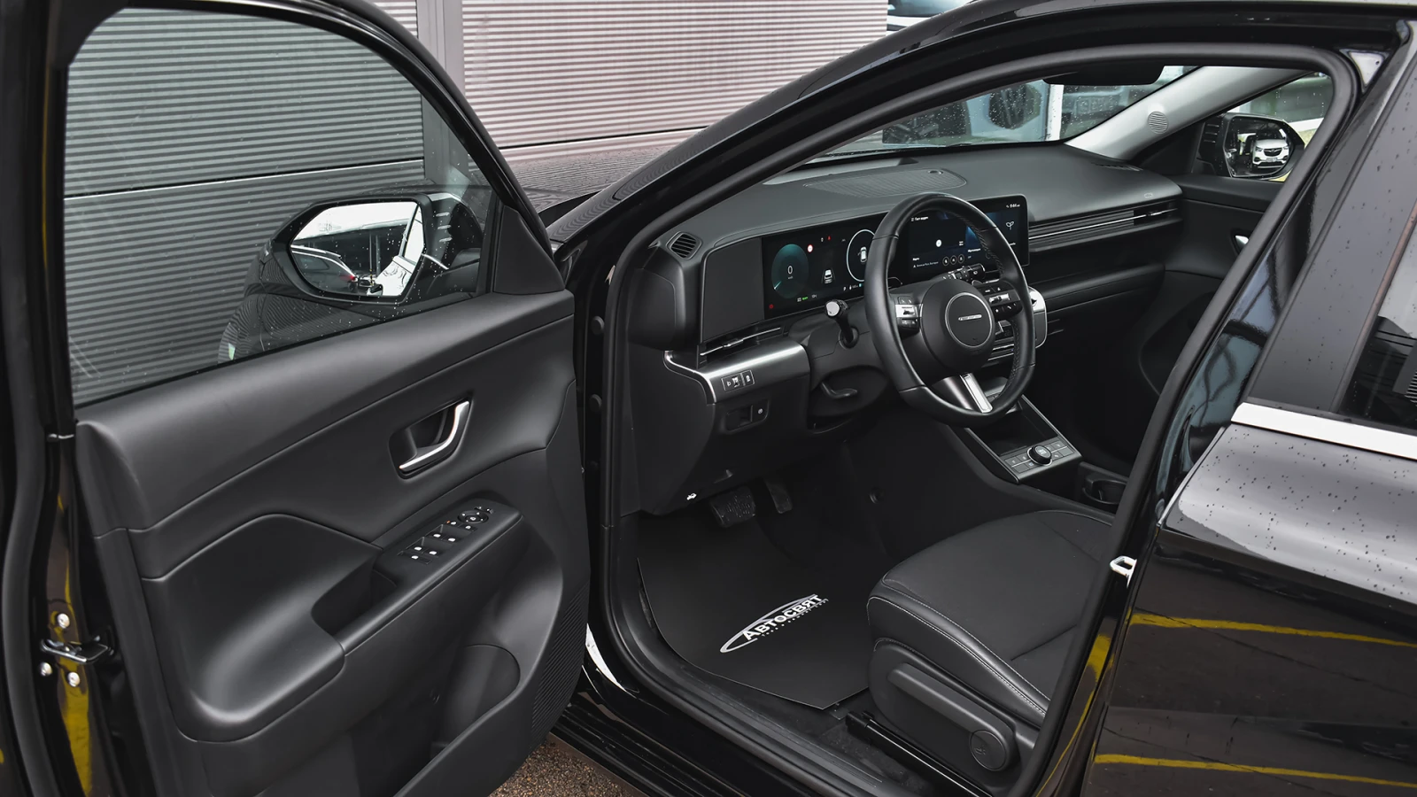 Hyundai Kona II Electric 65.4 kWh Comfort - изображение 8