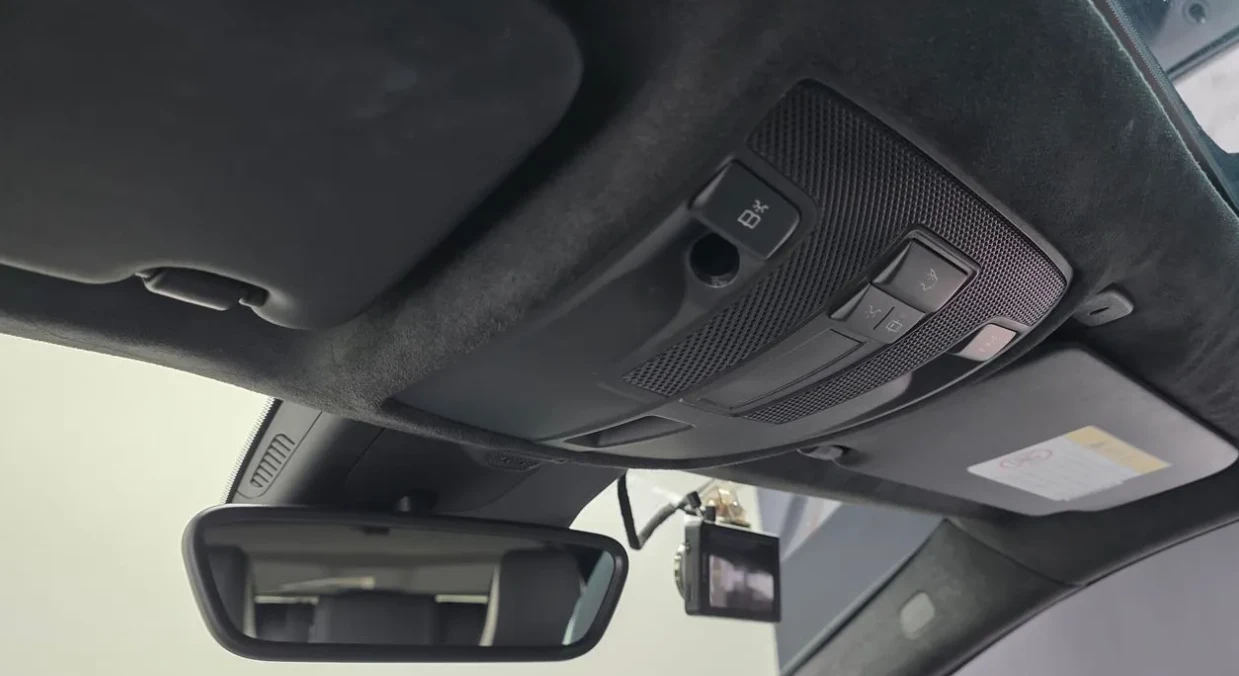Infiniti Q30 Premium 2.0 Бензин, снимка 11 - Автомобили и джипове - 55118822