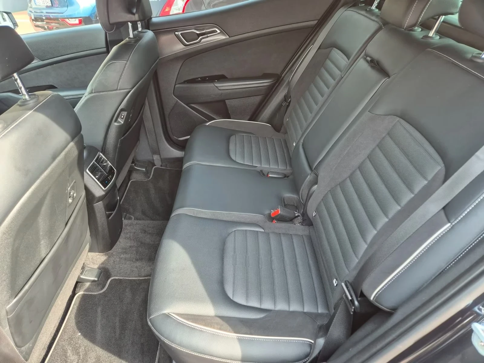 Kia Sportage GT LINE, снимка 8 - Автомобили и джипове - 55298857