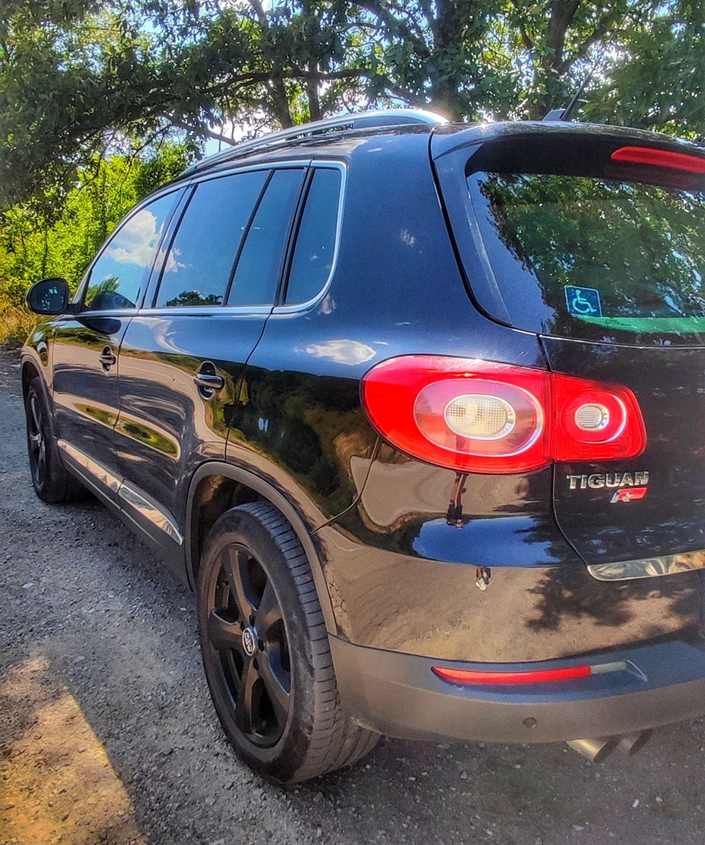 VW Tiguan 2.0 TDI 4motion, Navi, Кожа, снимка 6 - Автомобили и джипове - 55863601