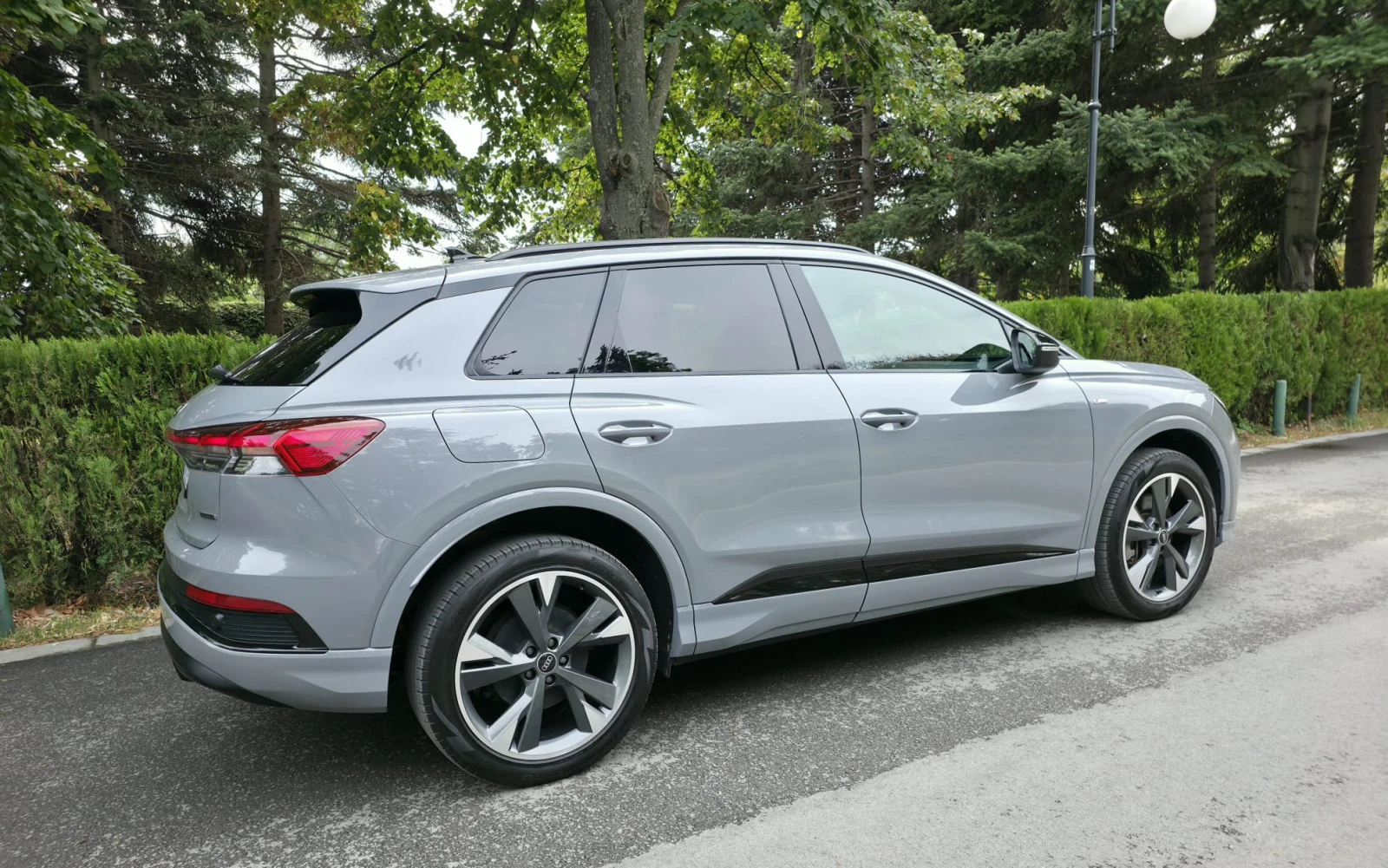 Audi Q4 E-tron 50 S-line QUATTRO 82kwh 300hp, снимка 7 - Автомобили и джипове - 56277672