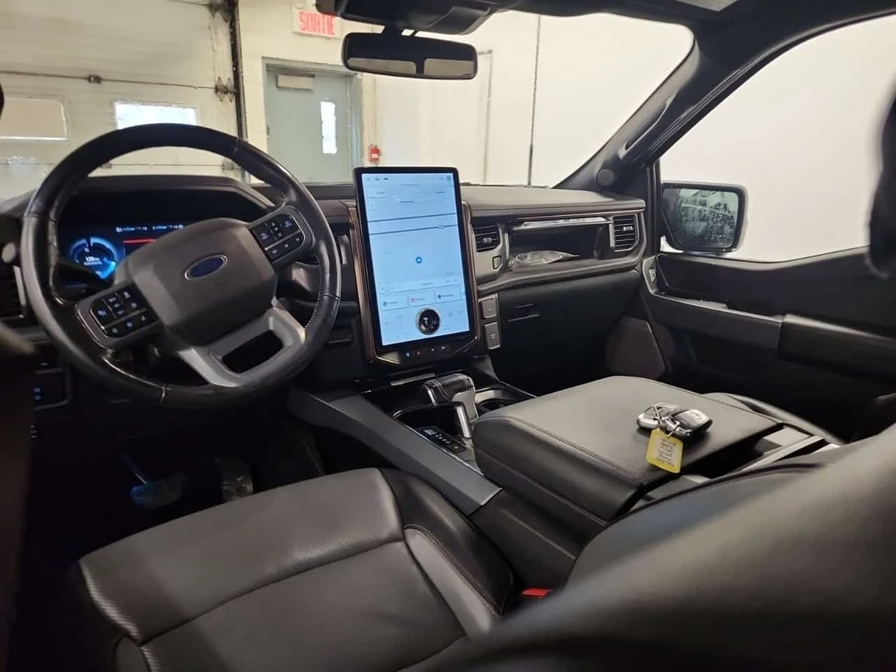 Ford F150 LARIAT 4WD SuperCrew 5.5' Box * CARFAX  | Mobile.bg � ����������� 9