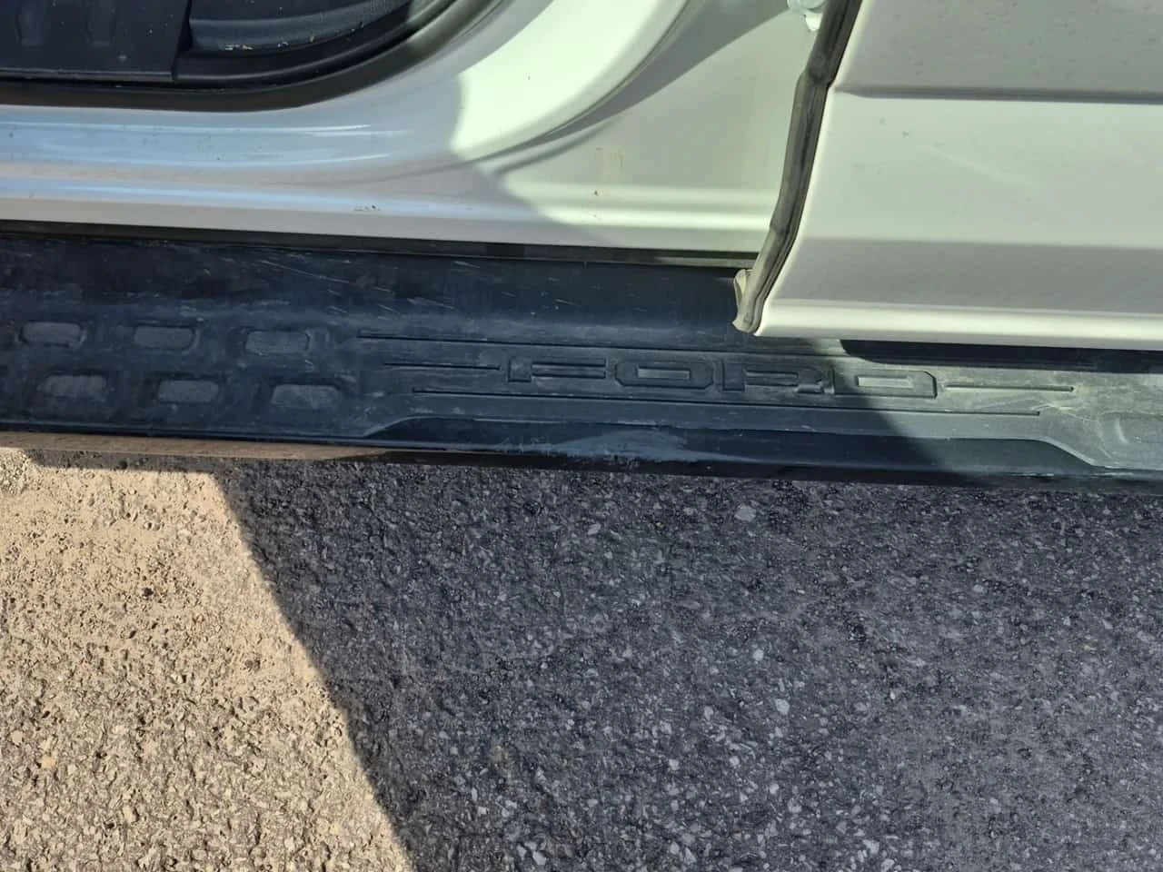 Ford F150 LARIAT 4WD SuperCrew 5.5' Box * CARFAX  | Mobile.bg � ����������� 14
