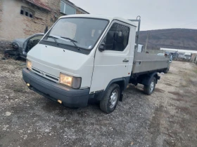 Nissan Trade 2.8D, снимка 1