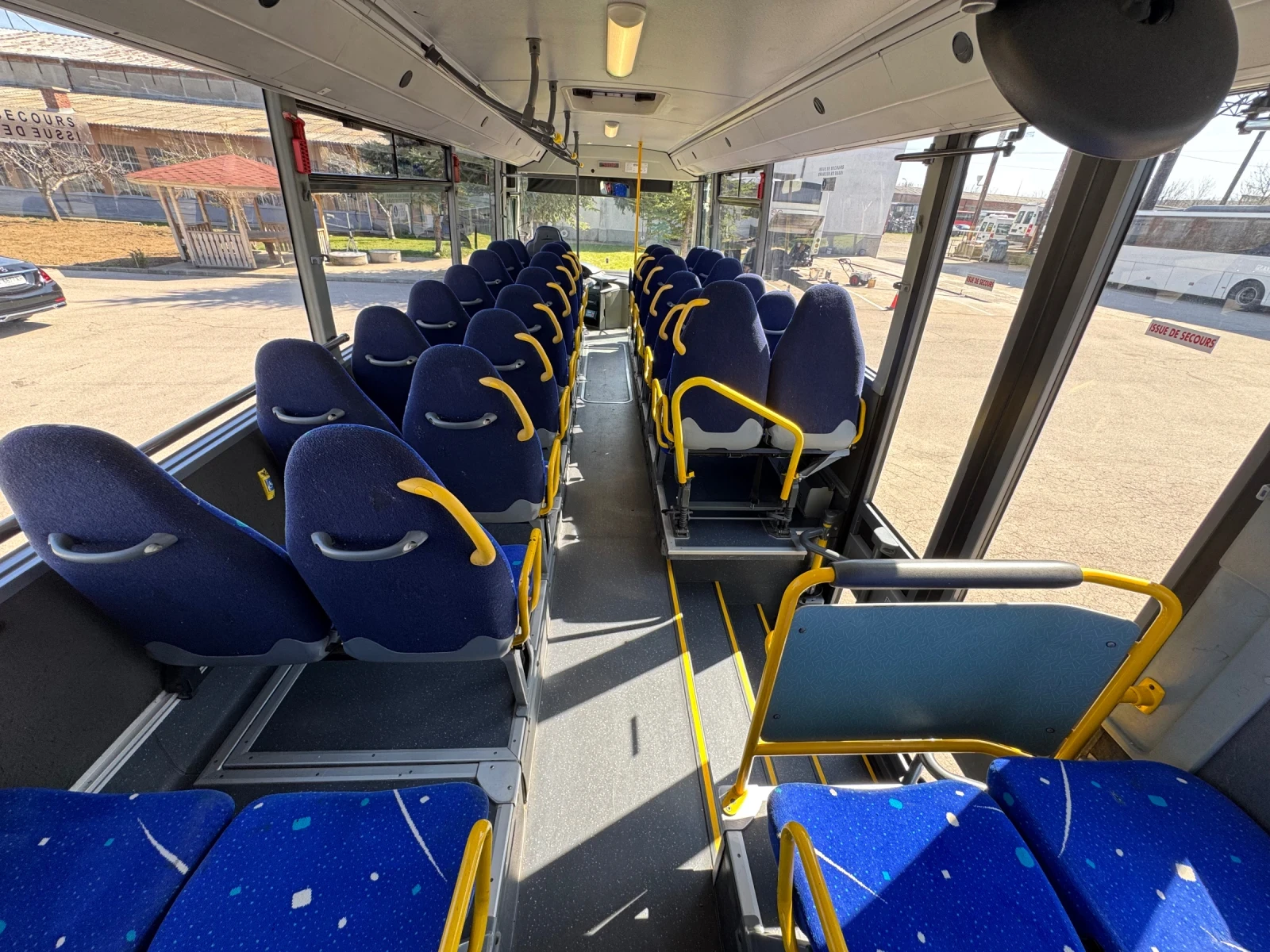 Mercedes-Benz Intouro 560 M UL klima  | Mobile.bg   11