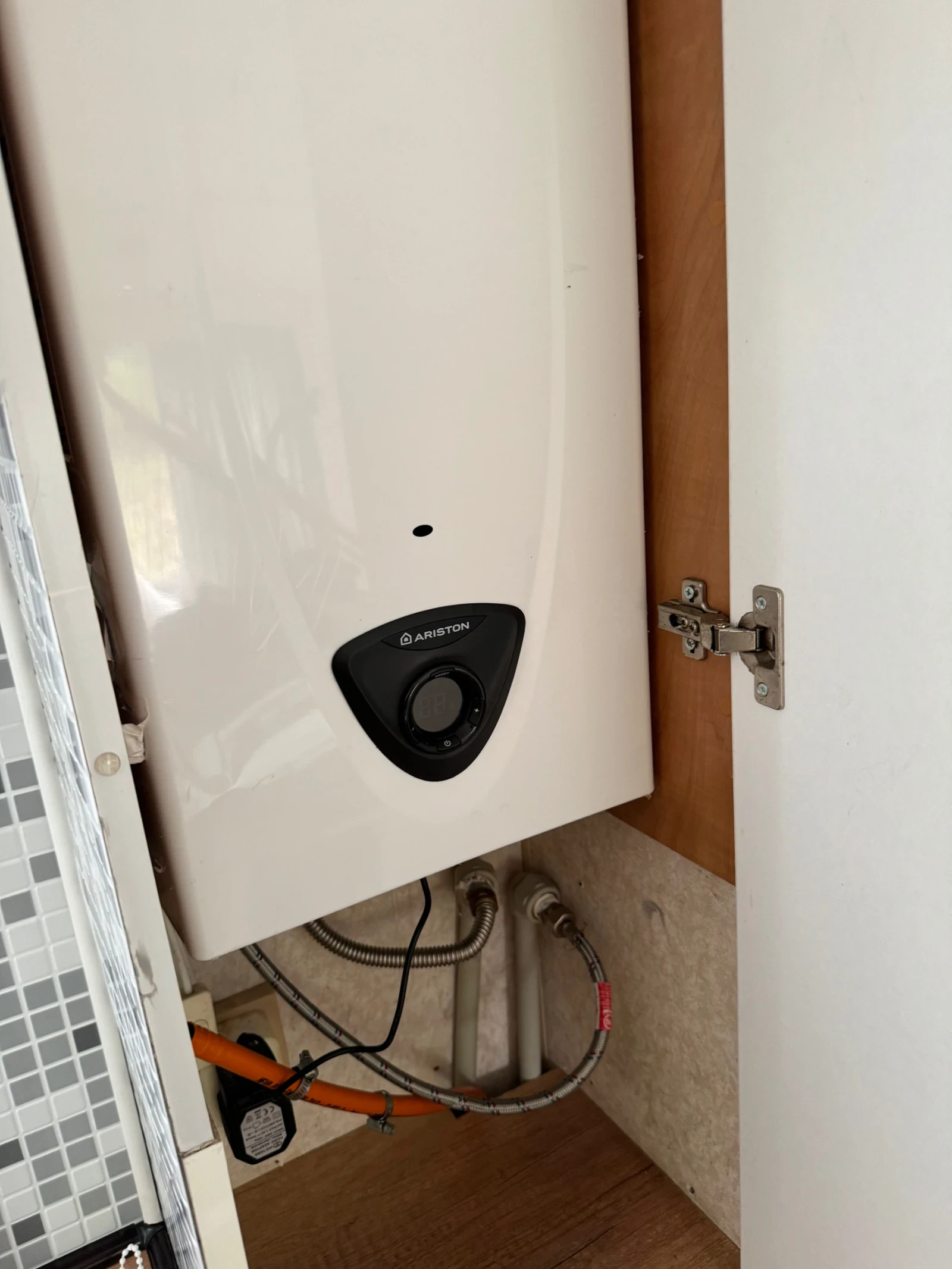 Каравана ABI Мобилна къща, снимка 11 - Каравани и кемпери - 54219498