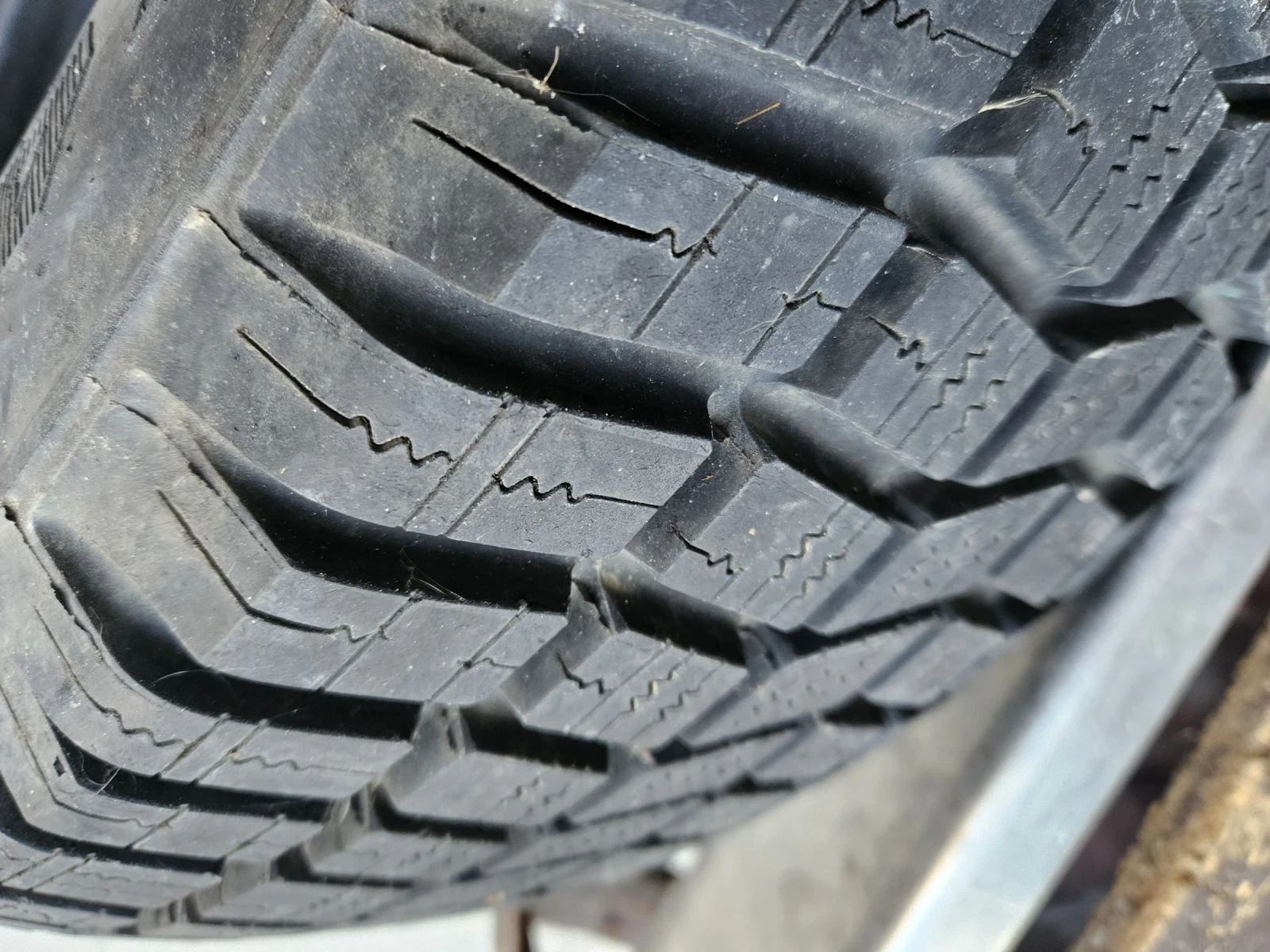 ���� � ������ 235/75R15 �� Nissan Terrano | Mobile.bg � ����������� 6