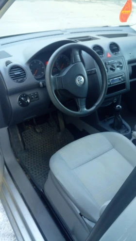 VW Caddy 1.9 TDI, снимка 2