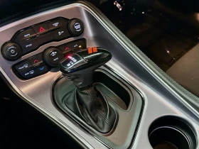 Dodge Challenger SXT, снимка 15