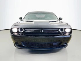 Dodge Challenger SXT, снимка 2