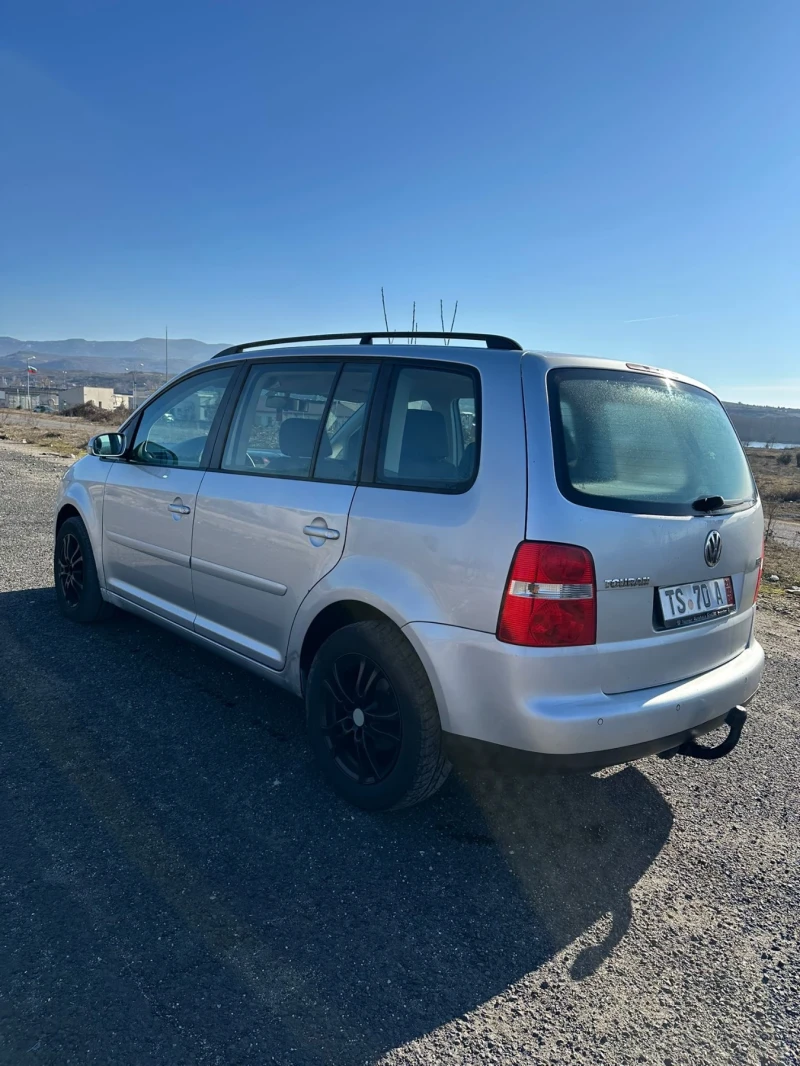 VW Touran 1.9TDI, снимка 14 - Автомобили и джипове - 48840334