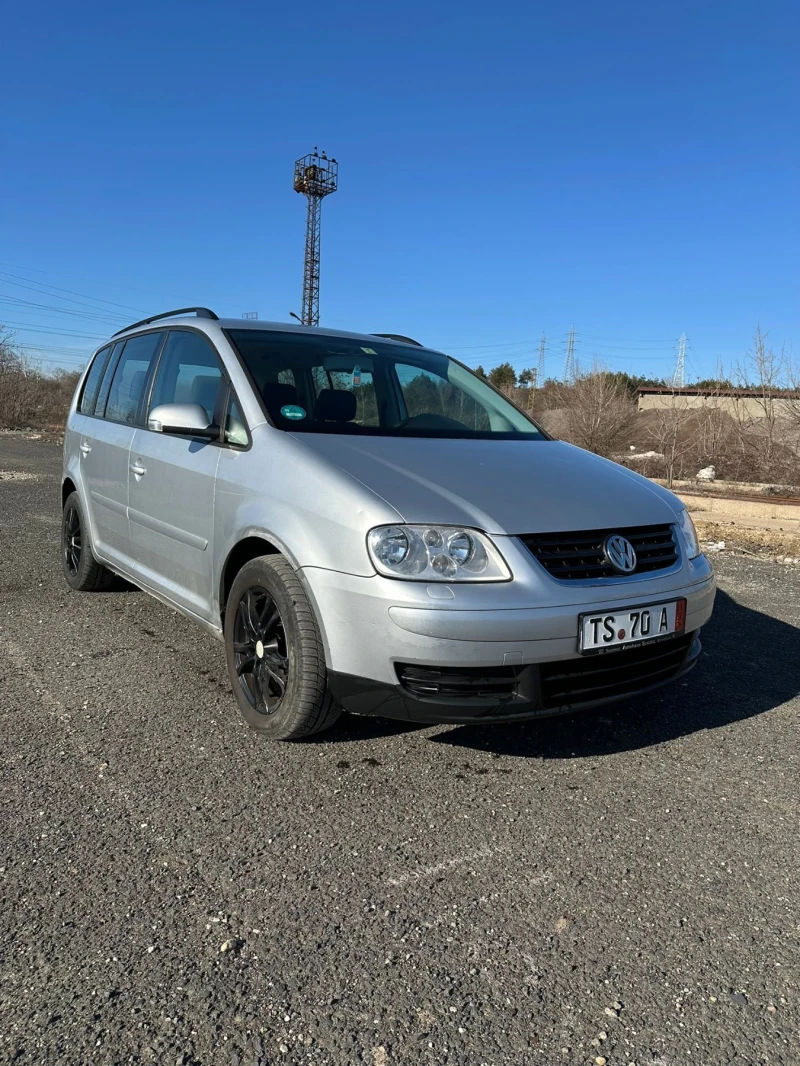 VW Touran 1.9TDI, снимка 11 - Автомобили и джипове - 48840334