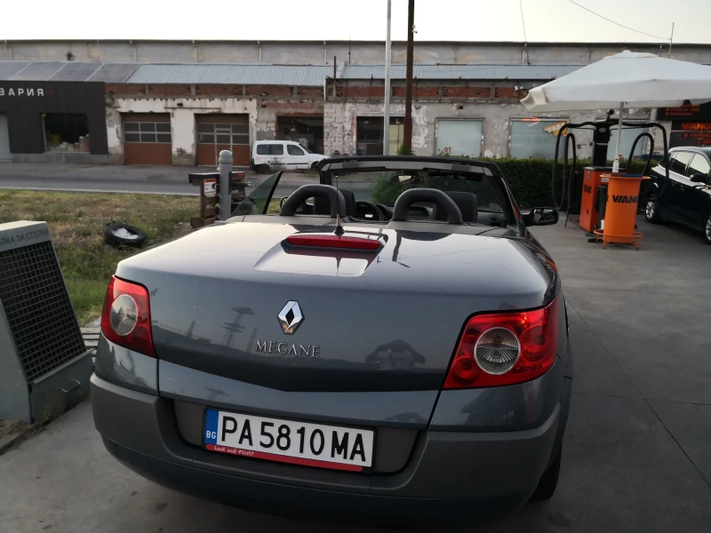 Renault Megane Kabriolet, снимка 3 - Автомобили и джипове - 49228050