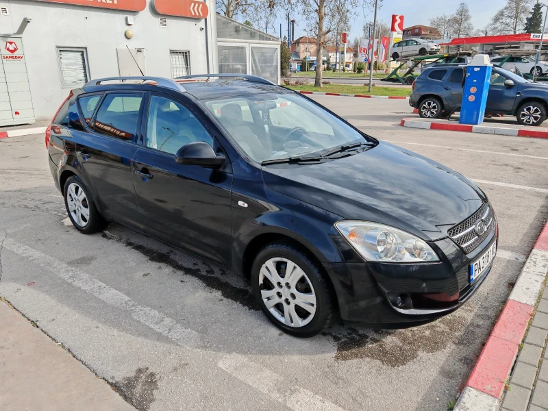 Kia Ceed 1.6i, снимка 4 - Автомобили и джипове - 49495290