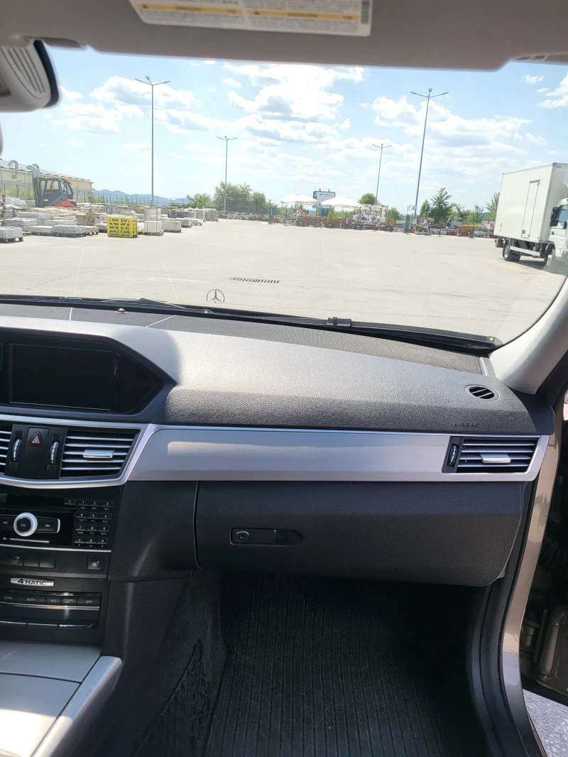 Mercedes-Benz E 350, снимка 9 - Автомобили и джипове - 51672986