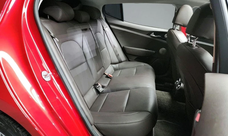 Kia Stinger 2.0 Turbo AWD * НАЙ-ДОБРА ЦЕНА В БЪЛГАРИЯ* , снимка 10 - Автомобили и джипове - 51966598