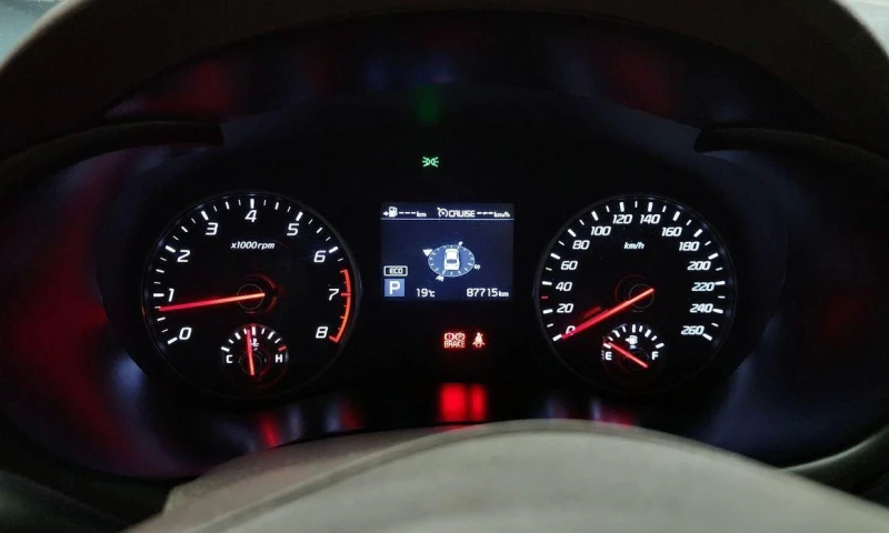 Kia Stinger 2.0 Turbo AWD * НАЙ-ДОБРА ЦЕНА В БЪЛГАРИЯ* , снимка 6 - Автомобили и джипове - 51966598