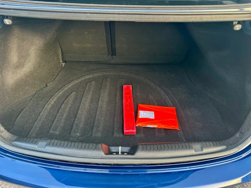 Hyundai Elantra 1.6/MPI/EXECUTIVE//2012//, снимка 16 - Автомобили и джипове - 52024922