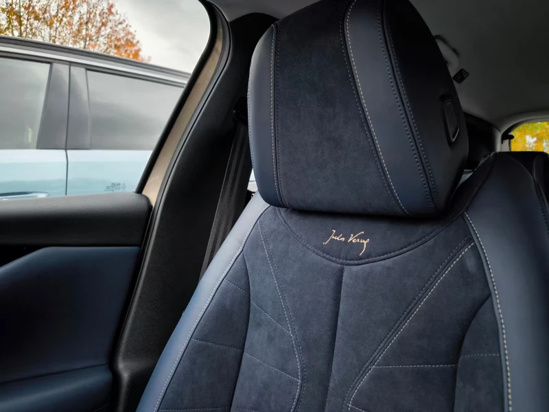 DS DS 4 НОВ!/No.4 JULES VERNE/212HP/MASSAGE/CAM/LED/498g, снимка 9 - Автомобили и джипове - 52170219