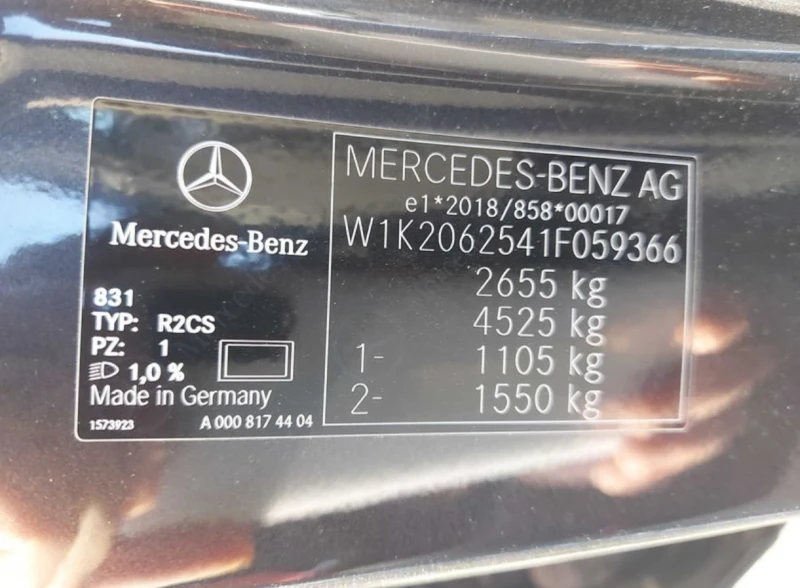 Mercedes-Benz C 300 AMG line Distronic 360* Panorama, снимка 17 - Автомобили и джипове - 52645100