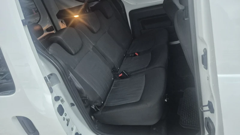 Dacia Dokker 1.6 БЕНЗИН 99.000км ВИДЕО ЛИЗИНГ , снимка 11 - Автомобили и джипове - 52665615