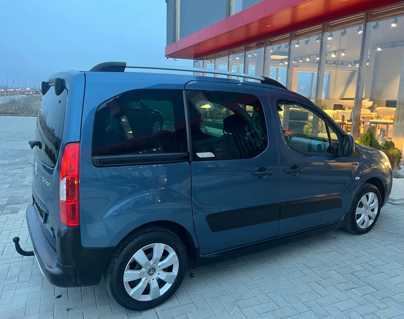 Citroen Berlingo 1.6HDI XTR, снимка 4 - Автомобили и джипове - 52860096