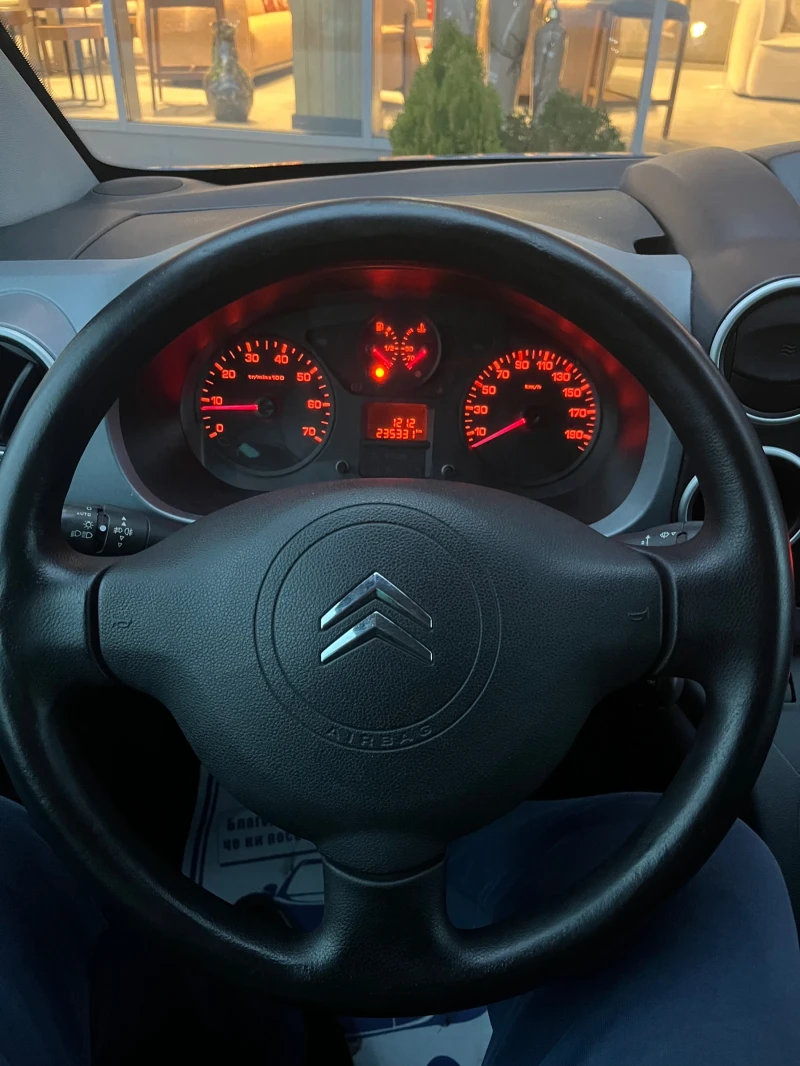 Citroen Berlingo 1.6HDI XTR, снимка 15 - Автомобили и джипове - 52860096