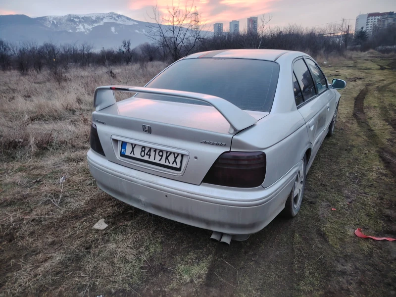 Honda Accord 1.8 Vtec, снимка 3 - Автомобили и джипове - 53223172