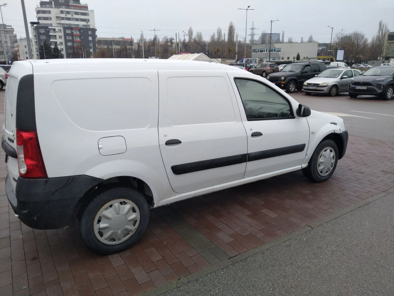 Dacia Logan 1.5 dci Товарен - изображение 5