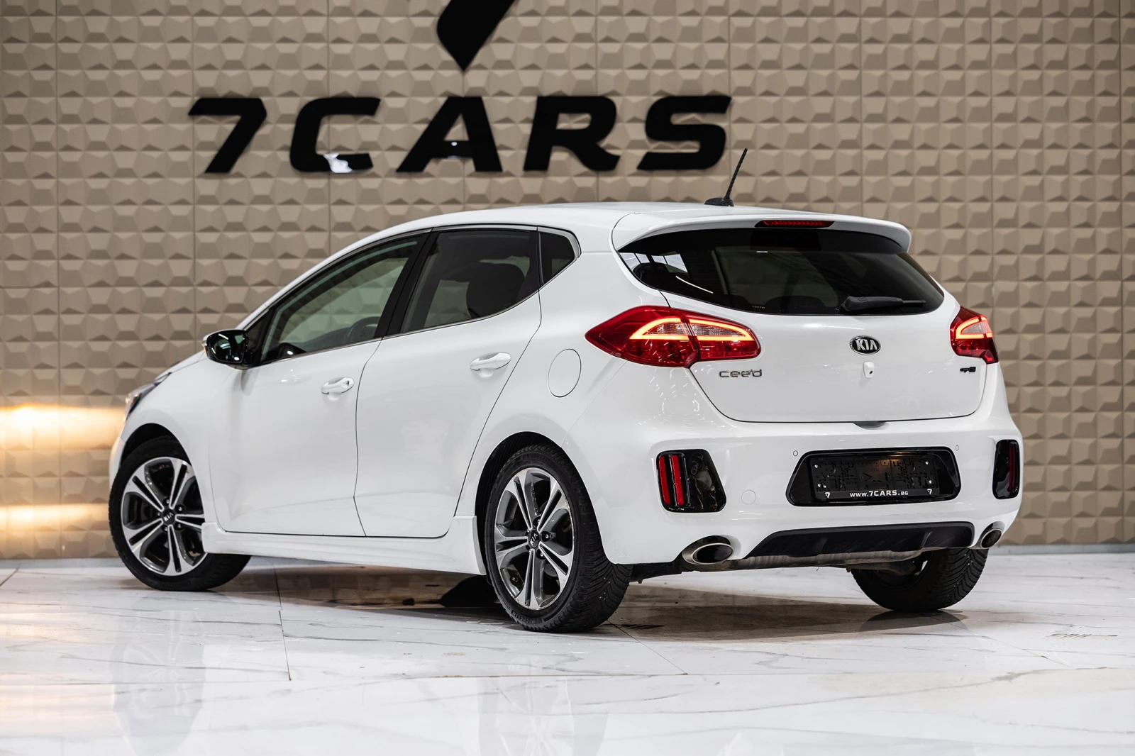 Kia Ceed GT Line - изображение 5