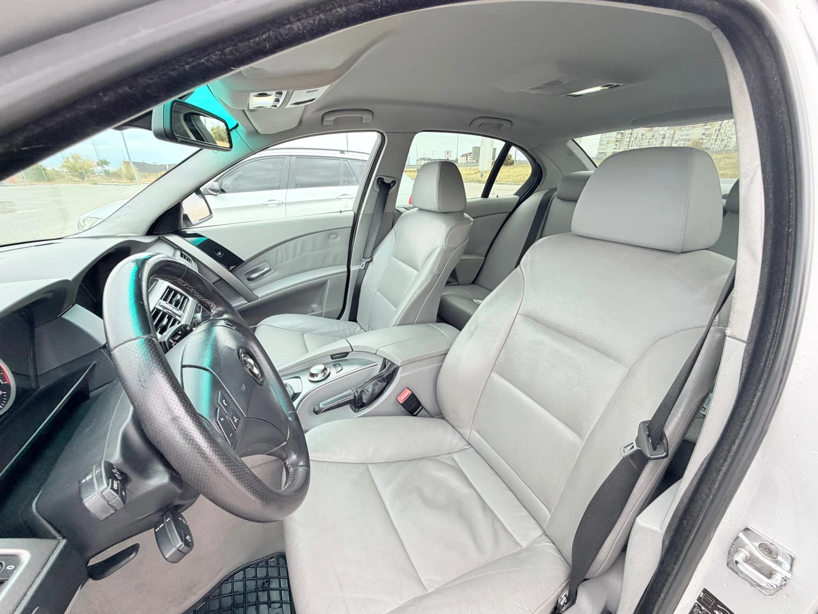 BMW 525 Бензин/Газ, снимка 13 - Автомобили и джипове - 56547166